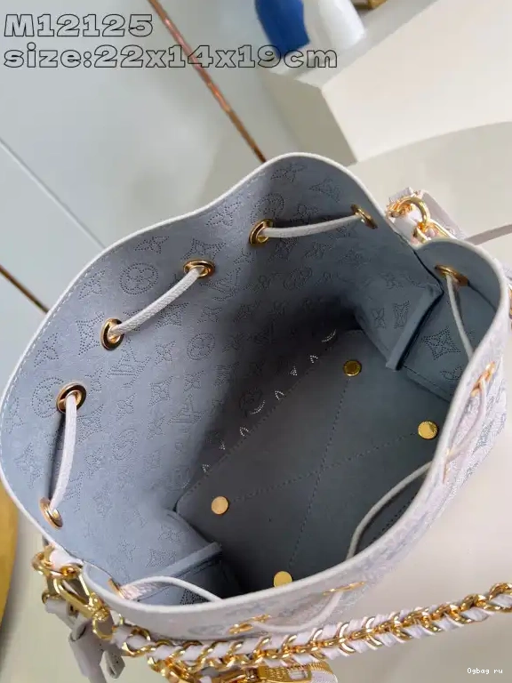 BELLA VUITTON LOUIS 0602